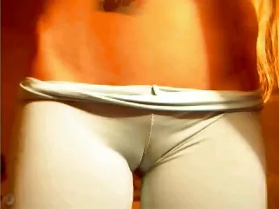 Vídeo de garota da webcam vídeo caseiro pornô brasileiro coloca em um show sujo (Molly Jane)