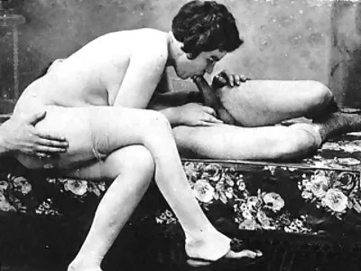 Ella anal caseiro brasileiro Hughes, Pascal White em Naughty Bookworms