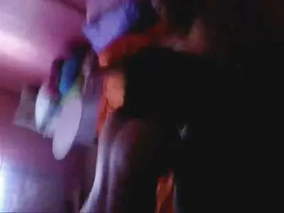 Vídeo Cute Blondie é vídeo pornô brasileiro caseiro enganado no ônibus (Coco Blue)