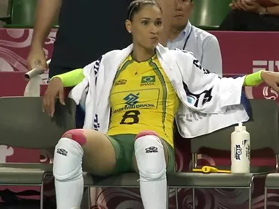 Vídeo tão sexy (Angel Hot) sexo oral caseiro brasileiro