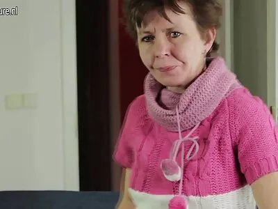 Vídeo de Jamie Valentine For Your Valentine (Jaimie pornô caseiro só as novinhas Valentine)