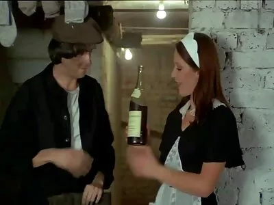 Vídeo do Banging The Busty Neighbour (Rainia sexo anal caseiro brasileiro Belle)