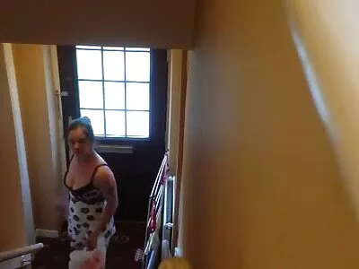 Vídeo de Anna Morna e Gigi red tub caseiro brasileiro Allens In 2 Chicks Same Time (Danny Mountain)