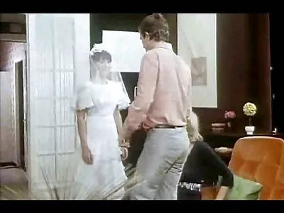 Esticando o espólio de Kelsi Monroe! amador caseiro brasileiro